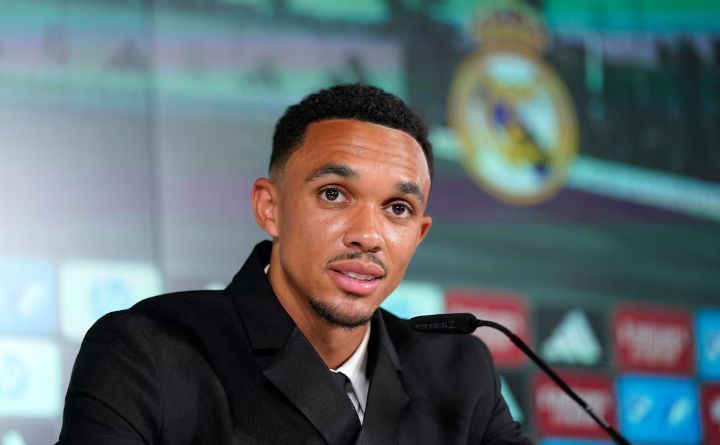 Fasih Berbahasa Spanyol Saat Perkenalan di Real Madrid, Trent Alexander-Arnold Dituding Sudah Lama Siap Tinggalkan Liverpool