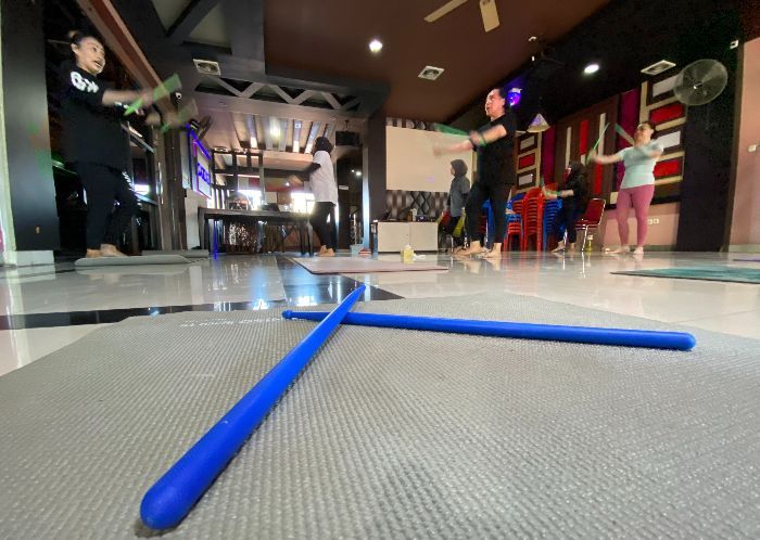 Mengenal Olahraga Pound Fit yang Lagi Booming di Parepare Sulsel, Gunakan Stik Drum Sambil Senam