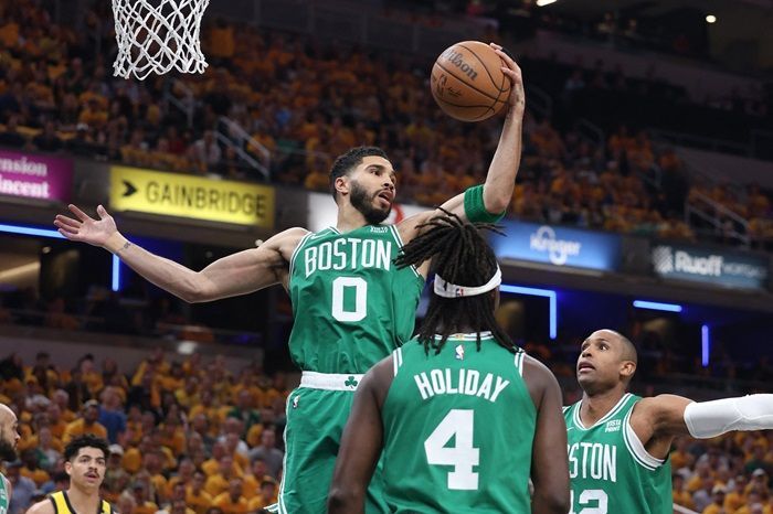 Hasil NBA Playoffs: Boston Celtics Lolos ke Babak Final Usai Tumbangkan Pacers 102-105