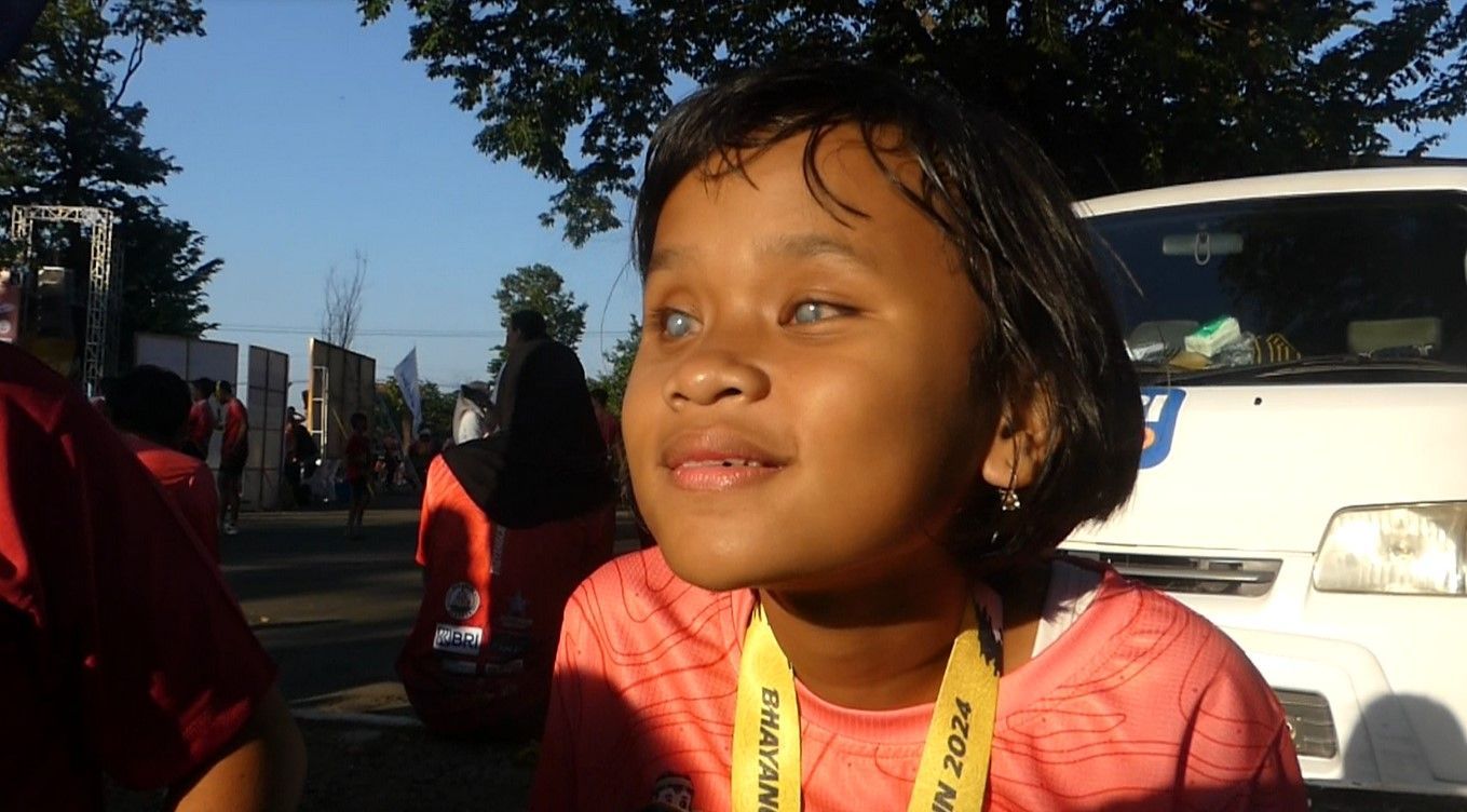 Semangat Aqila, Penyandang Disabilitas yang Ikut Meriahkan Bhayangkara Kartini Run 2024 di Jepara