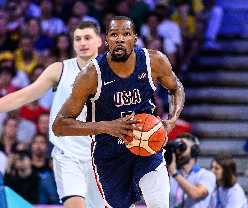 Baru Sembuh Cedera, Kevin Durant Jadi Pahlawan USA di Laga Pertamanya