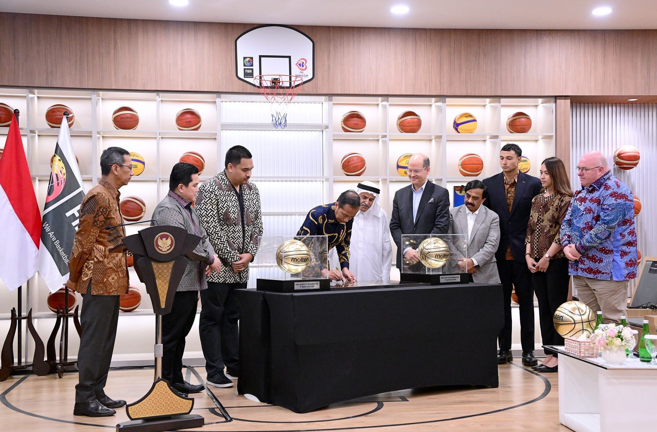 Presiden Jokowi Resmikan Kantor FIBA di Jakarta: Ini Bentuk Dukungan Nyata untuk Olahraga Basket