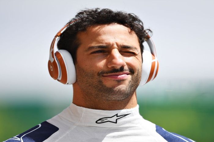 Penghormatan Max Verstappen ke Daniel Ricciardo yang Akan Akhiri Kariernya di F1