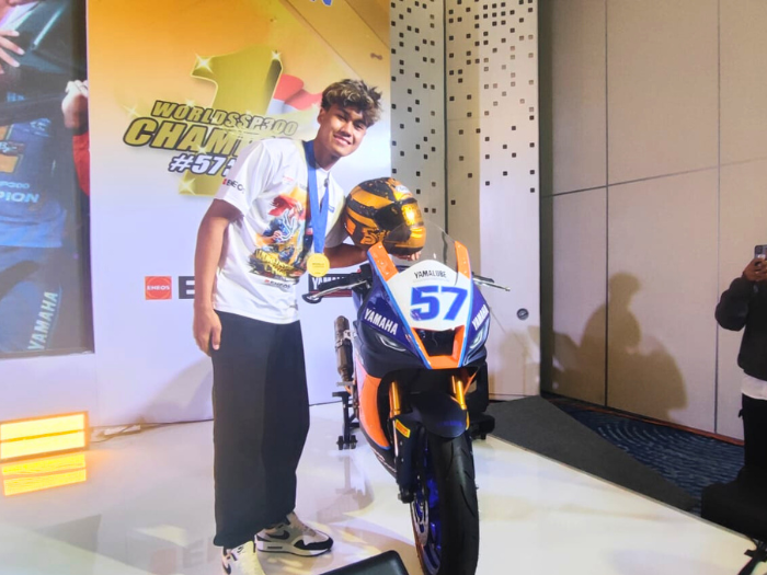 Aldi Satya Mahendra, Sang Juara Dunia WSSP300 2024 Bagikan Tips untuk Pembalap Muda Indonesia