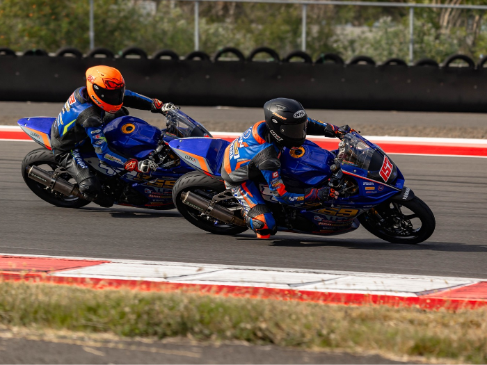 Seru! Juara Dunia WorldSSP300 Aldi Satya Mahendra Ikut Balapan bLU cRU Yamaha Sunday Race 2024 di Mandalika