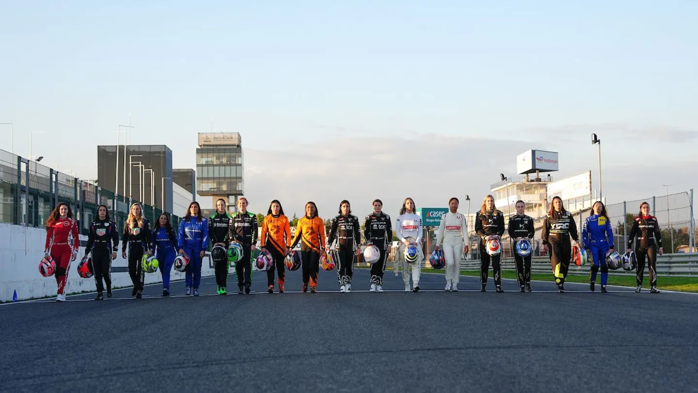 Hasil Uji Coba Pembalap Wanita di Formula E, Bianca Bustamante Tembus Tiga Besar