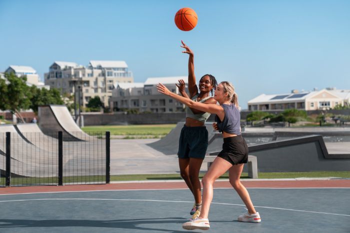 Rekomendasi 5 Sepatu Basket untuk Perempuan, Tampil Stylish dan Maksimal di Lapangan