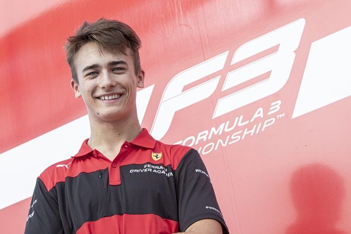 Temani Luke Browning, Dino Beganovic Kepakkan Sayap di F2 Bersama Hitech GP