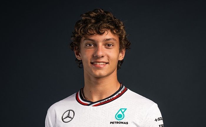 Antonelli Jadi Debutan 
