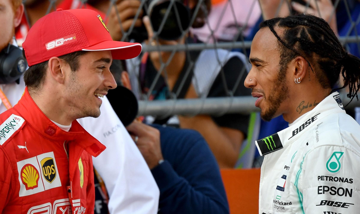 Demi Perkuat Chemistry, Charles Leclerc Temani Lewis Hamilton Uji Coba Simulator Perdana di Ferrari