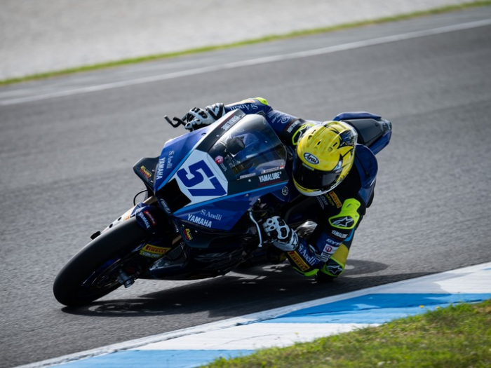 Bangkit dari Insiden! Aldi Satya Mahendra Raih Poin Perdana di World Supersport 2025