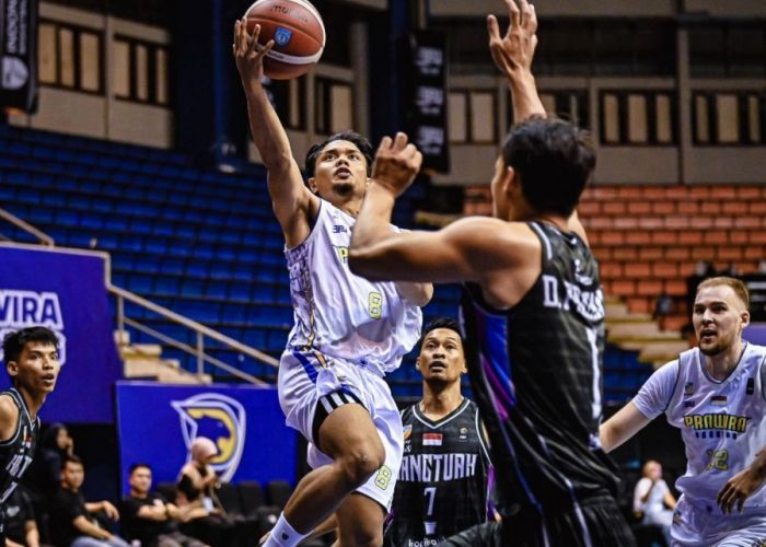 Hangtuah Jakarta Terpuruk, Satria Muda Pimpin Klasemen IBL 2025