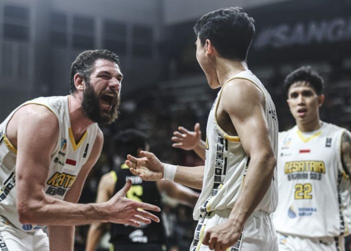 Drama hingga Detik Terakhir! Kesatria Bengawan Solo Taklukkan Tangerang Hawks 70-68