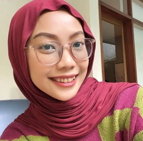 Nadya Mayangsari - ESDM Pastikan Izin Tambang Nikel di Pulau Gag Tetap Berlaku Meski Ada Perubahan Tata Ruang